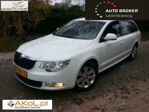 Biały Używany 2011 Skoda Superb Sedan/Limuzyna | 68 500 zł - Obraz 1/4