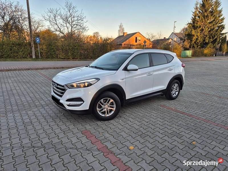 Biały Używany 2016 Hyundai Tucson SUV | 51 500 zł (Dobra cena) - Obraz 1/4