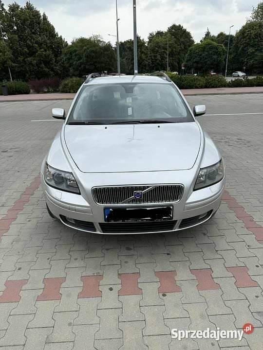 Srebrny Używany 2005 Volvo V50 Kombi | 8700 zł (Uczciwa cena) - Obraz 1/4