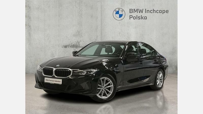 Czarny Używany 2023 BMW 318 Shadowline Sedan/Limuzyna | 149 900 zł (Uczciwa cena) - Obraz 1/3