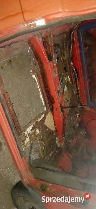 Używany Fiat 126 1991 Czerwony Hatchback