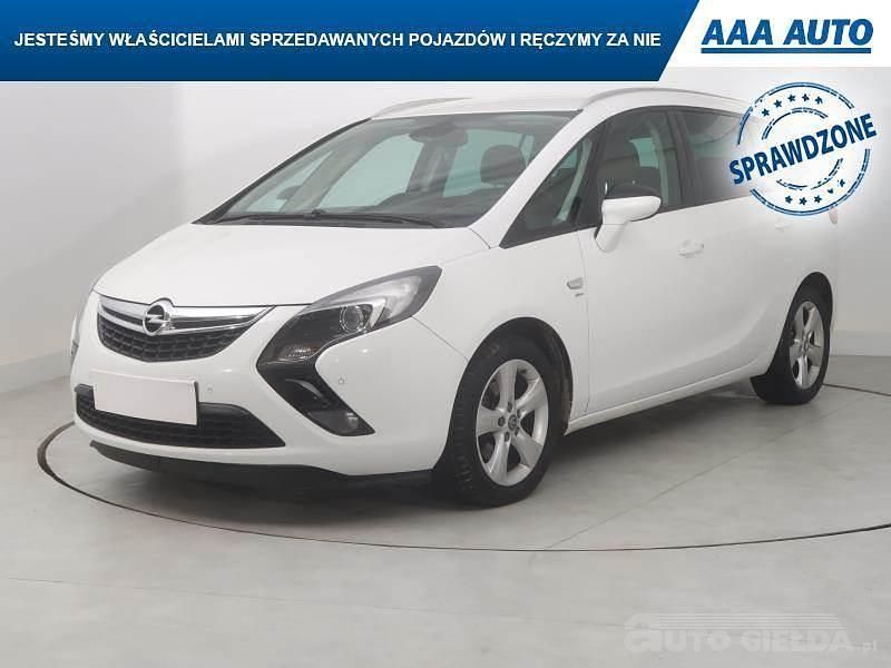 Używany Opel Zafira Tourer 2016 Biały Minivan