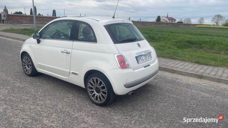 Biały Używany 2007 Fiat 500 Hatchback | 17 900 zł - Obraz 1/4