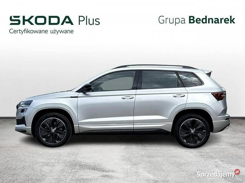 Srebrny Używany 2024 Skoda Karoq SUV | 129 900 zł (Uczciwa cena) - Obraz 1/4