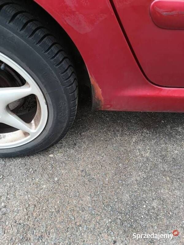 Używany Peugeot 307 109 KM (80 kW) 2007 Bordowy Sedan/Limuzyna