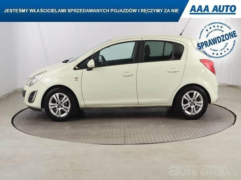 Używany Opel Corsa 2011 Beżowy Hatchback