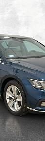 Używany VW Passat Elegance 150 KM (110 kW) 2020 Niebieski (metalik) Sedan/Limuzyna