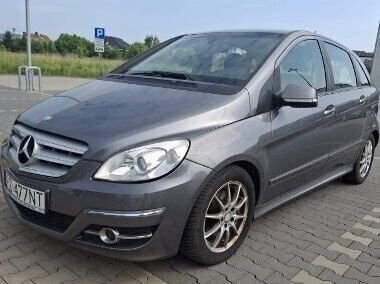 Szary Używany 2010 Mercedes A180 Sedan/Limuzyna | 21 000 zł - Obraz 1/4