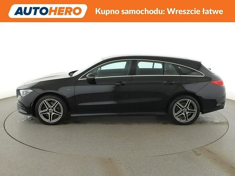 Używany Mercedes CLA250 2020 Czarny Sedan/Limuzyna