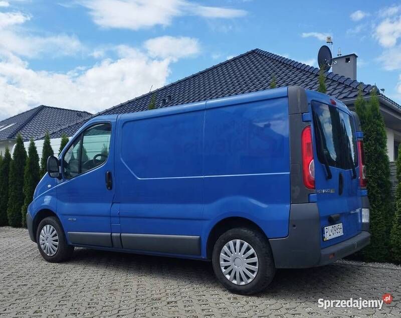 Niebieski Używany 2014 Renault Trafic Van | 25 500 zł - Obraz 1/4