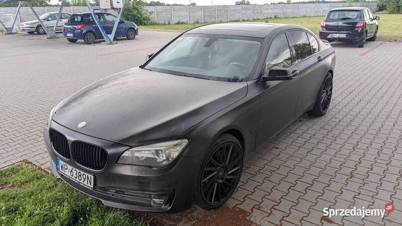 Używany BMW 740 2014 Czarny Sedan/Limuzyna