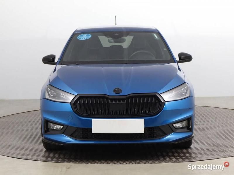 Niebieski Używany 2024 Skoda Fabia Hatchback | 92 999 zł - Obraz 1/4