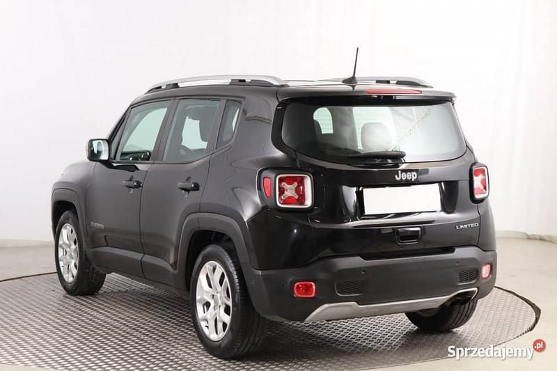 Używany Jeep Renegade 140 KM (102 kW) 2018 Czarny SUV