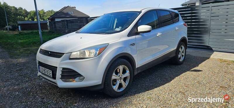 Biały Używany 2014 Ford Escape SUV | 36 000 zł (Uczciwa cena) - Obraz 1/4