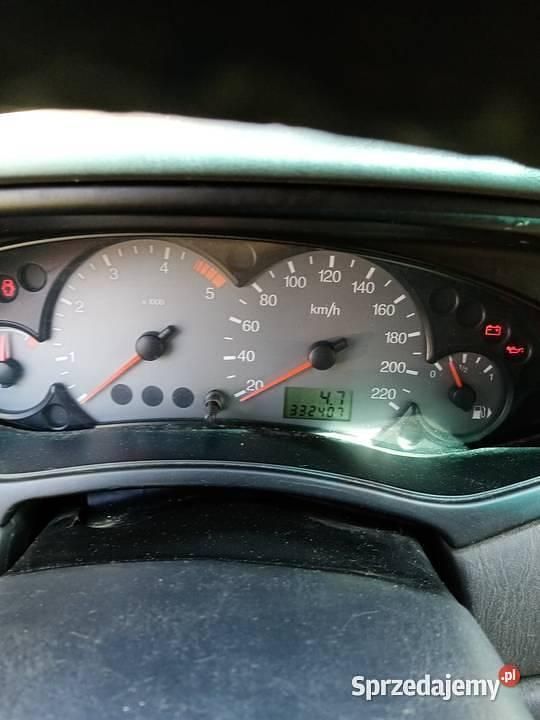 Używany Ford Focus 90 KM (66 kW) 2000