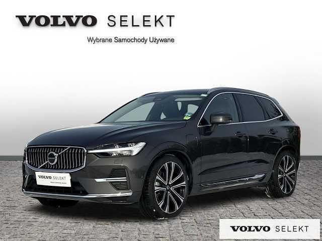 Używany Volvo XC60 349 KM (256 kW) 2025 Szary SUV