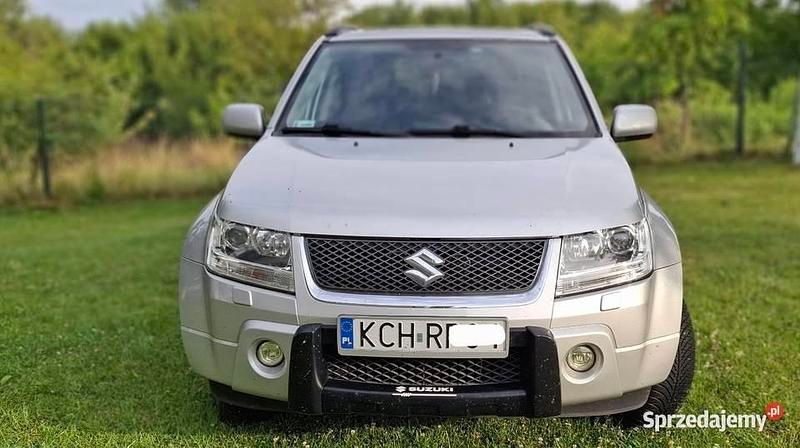 Srebrny Używany 2005 Suzuki Grand Vitara SUV | 26 900 zł (Uczciwa cena) - Obraz 1/4