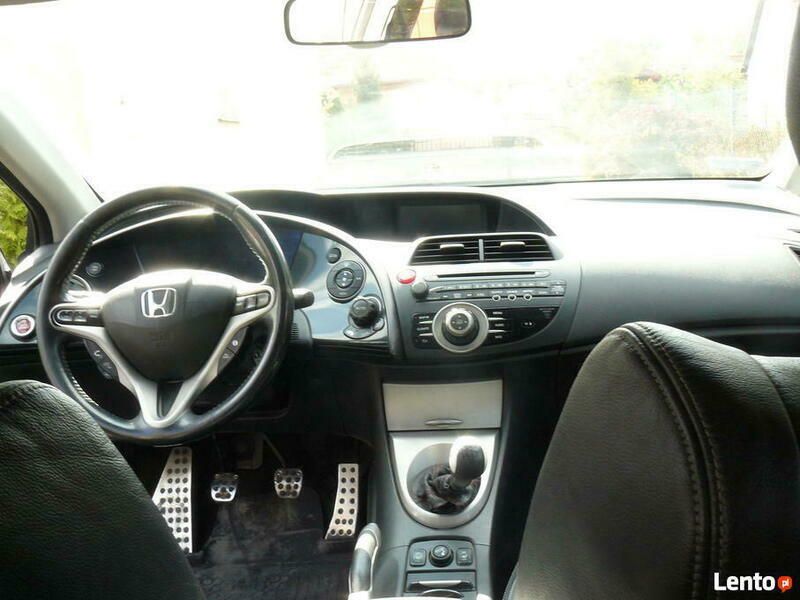Używany Honda Civic 140 KM (102 kW) 2007 Czarny Hatchback