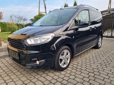 Czarny Używany 2015 Ford Tourneo Courier Titanium Minivan | 29 900 zł (Dość drogi) - Obraz 1/4