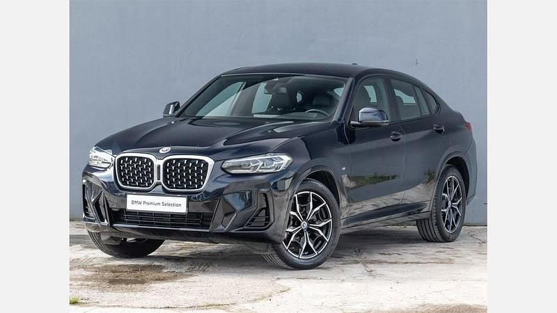 Czarny carbon m metalizowany Używany 2022 BMW X4 Shadowline SUV | 184 900 zł (Uczciwa cena) - Obraz 1/3