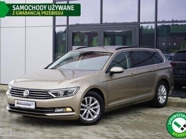 Złoty Używany 2016 VW Passat Sedan/Limuzyna | 58 999 zł (Dość drogi) - Obraz 1/4