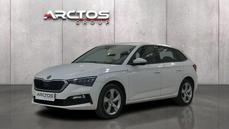Biały Używany 2021 Skoda Scala Style Hatchback | 68 900 zł (Uczciwa cena) - Obraz 1/4