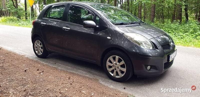 Używany 2010 Toyota Yaris Luna | 18 900 zł (Uczciwa cena) - Obraz 1/4