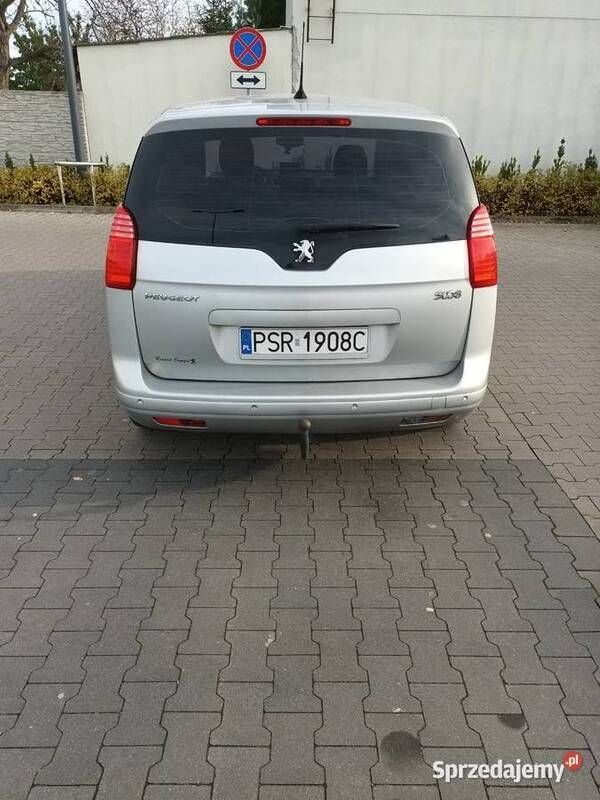 Używany Peugeot 5008 2010 Minivan