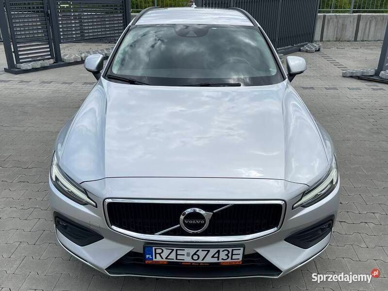 Srebrny Używany 2020 Volvo V60 Kombi | 89 900 zł (Uczciwa cena) - Obraz 1/4