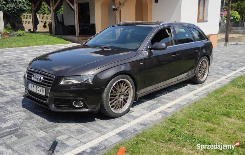 Szary Używany 2010 Audi A4 S-Line Kombi | 28 500 zł (Uczciwa cena) - Obraz 1/4