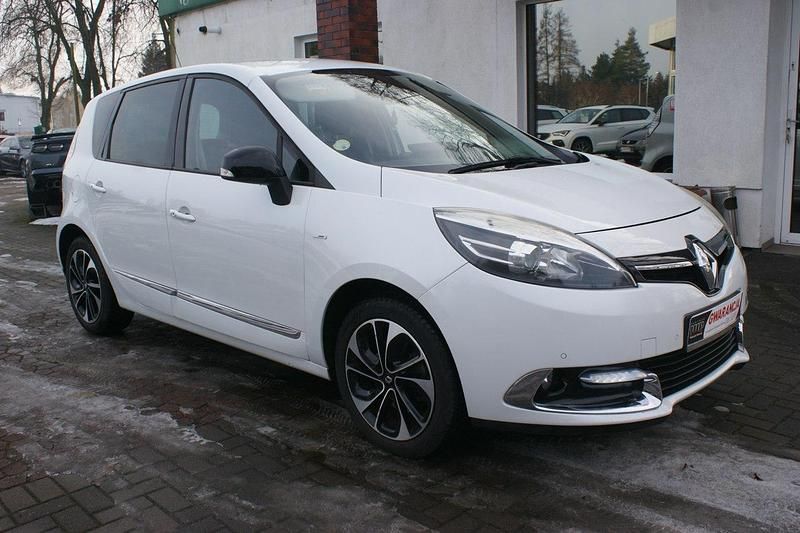 Biały Używany 2016 Renault Scénic III Minivan | 29 400 zł (Uczciwa cena) - Obraz 1/4