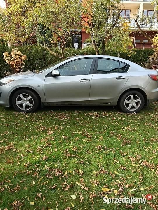 Szary Używany 2011 Mazda 3 Sedan/Limuzyna | 17 700 zł (Uczciwa cena) - Obraz 1/4