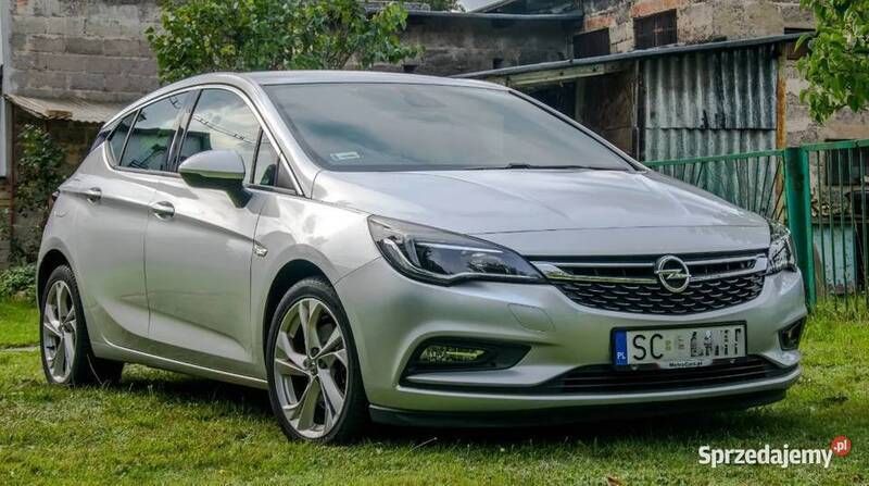 Srebrny Używany 2017 Opel Astra Hatchback | 37 000 zł (Uczciwa cena) - Obraz 1/4