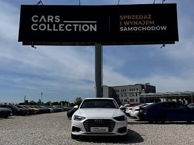 Biały (metalik) Używany 2020 Audi A4 Sedan/Limuzyna | 89 900 zł (Uczciwa cena) - Obraz 1/4