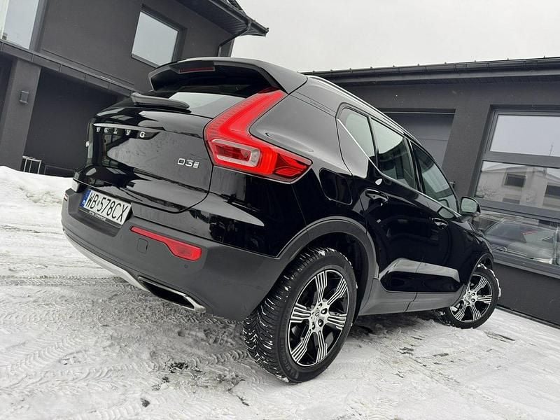 Używany Volvo XC40 Inscription 150 KM (110 kW) 2018 Czarny (metalik) SUV