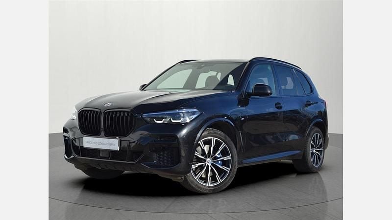 Czarny szafir metalizowany Używany 2022 BMW X5 Comfort Edition SUV | 234 900 zł (Uczciwa cena) - Obraz 1/3