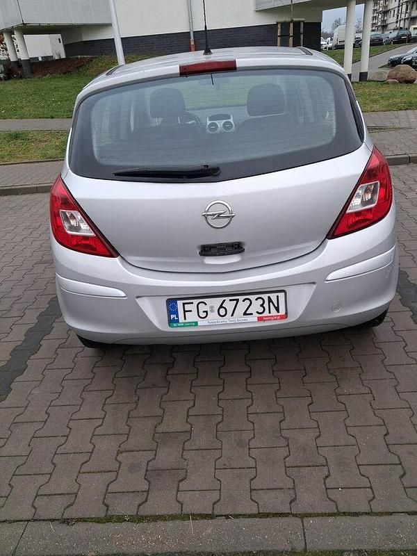 Używany Opel Corsa 2013 Szary Hatchback