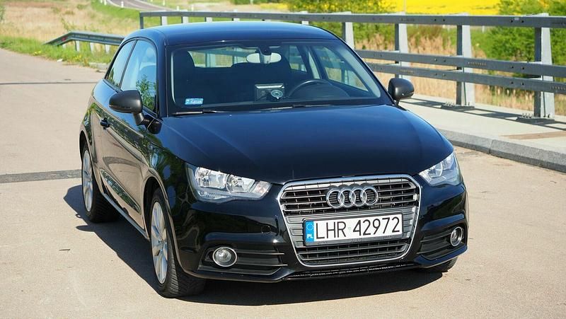 Używany Audi A1 86 KM (63 kW) 2012 Czarny Hatchback