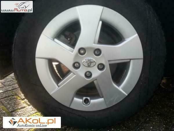 Używany Toyota Prius 99 KM (72 kW) 2010 Inny Hatchback