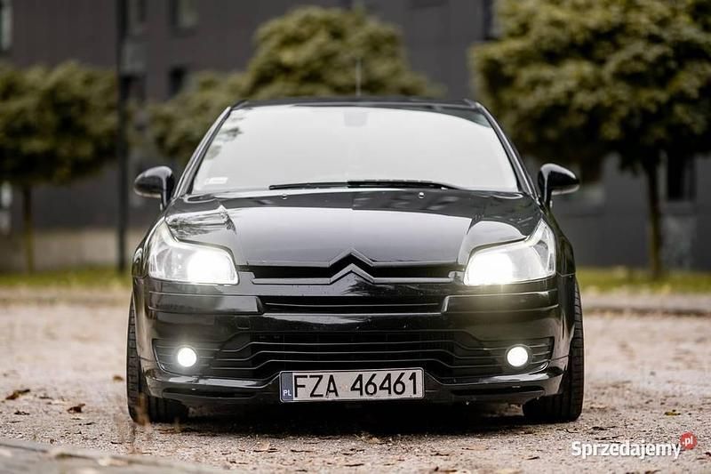 Czarny Używany 2007 Citroën C4 Exclusive Hatchback | 7777 zł (Uczciwa cena) - Obraz 1/4
