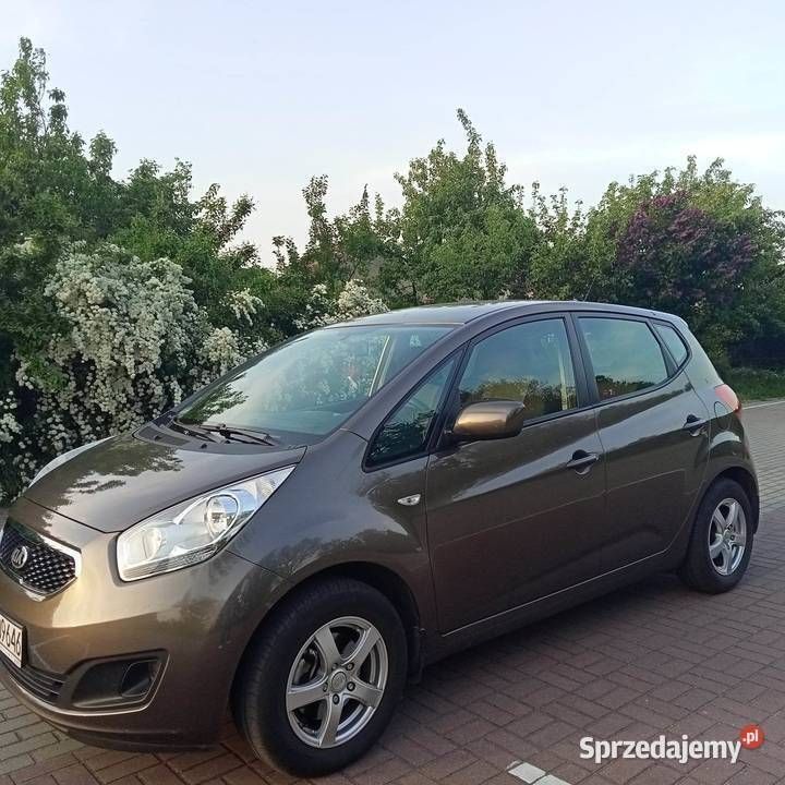 Używany Kia Venga 90 KM (66 kW) 2014 Brązowy Hatchback