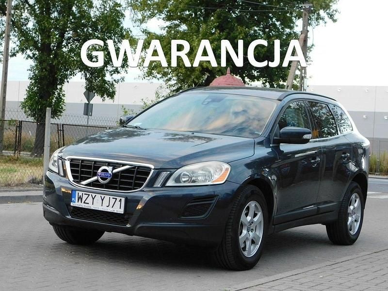Grafitowy (metalik) Używany 2011 Volvo XC60 SUV | 33 333 zł - Obraz 1/4
