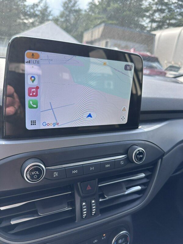 Używany Ford Focus 120 KM (88 kW) 2022 Biały (metalik) Kombi