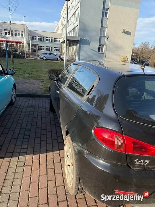 Używany 2008 Alfa Romeo 147 Hatchback | 2000 zł (Dobra cena) - Obraz 1/4