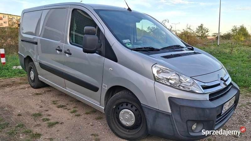 Srebrny Używany 2013 Citroën Jumpy Minivan | 19 990 zł (Super Cena) - Obraz 1/4