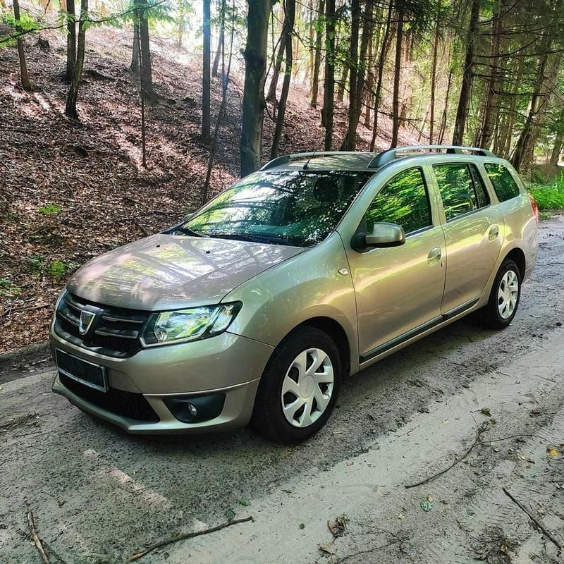 Złoty Używany 2013 Dacia Logan Sedan/Limuzyna | 17 900 zł (Uczciwa cena) - Obraz 1/4