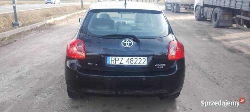 Używany 2007 Toyota Auris | 12 800 zł - Obraz 1/3