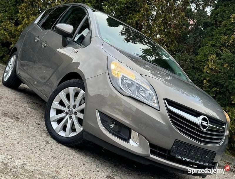 Używany Opel Meriva 2014 Beżowy Minivan