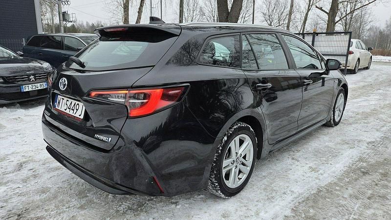 Używany Toyota Corolla 122 KM (89 kW) 2021 Czarny Kombi