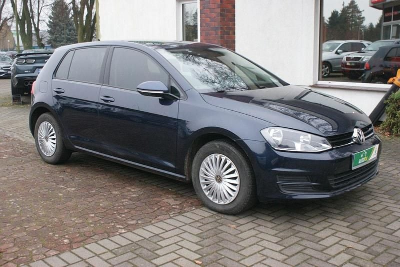 Używany VW Golf VII 180 KM (132 kW) 2017 Niebieski ciemny (metalik) Hatchback